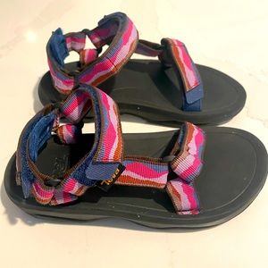 Teva sandals (kids 12)